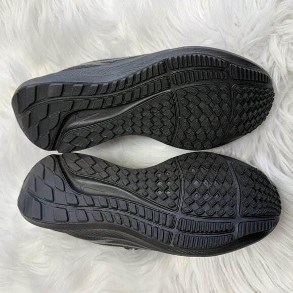 Nike Air Zoom Pegasus 40 Low Womens Running Shoes Black DV3854-003 VNDS Sz 7 - Picture 6 of 7